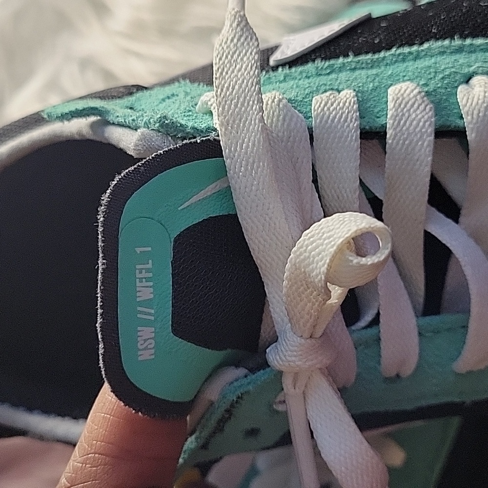 Nike Waffle One - Picture 6 of 7